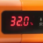 ein arzt erklärt, wie die extreme hitzewelle deine gesundheit beeinträchtigen kann und welche maßnahmen dich schützen.